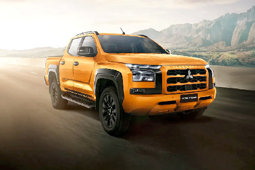 Mitsubishi Triton Front Medium View