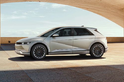 Ioniq 5 Front deep low Angle View