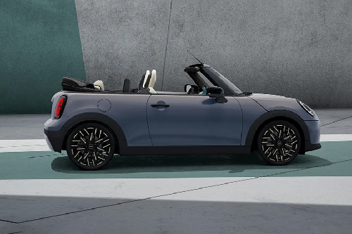 Convertible Medium Angle Front View