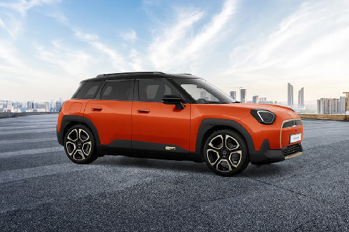 MINI Aceman Front Cross Side View