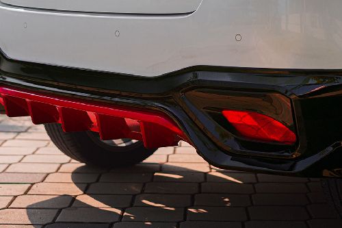 Exhaust Pipe of Toyota Yaris