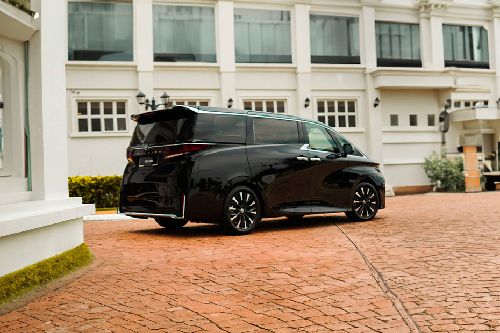 Vellfire Rear Medium Side View