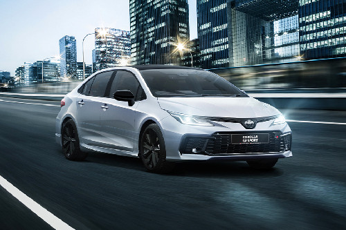 Toyota Corolla GR Sport Front Medium View