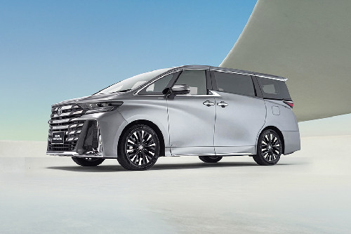 Toyota Vellfire HEV