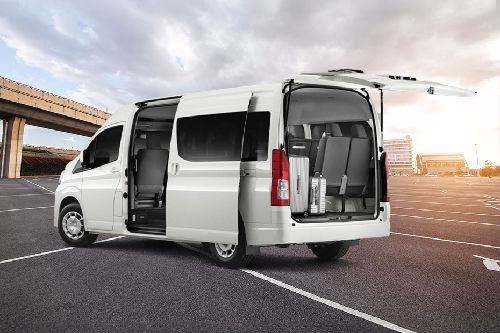Rear Cross Side View of Toyota Hiace SLWB