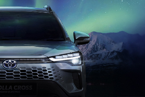 Toyota Corolla Cross Hybrid Drivers Side Mirror Front Angle