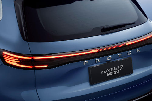 e.MAS 7 PHEV Tail light