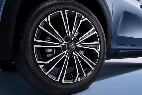 e.MAS 7 PHEV Wheel