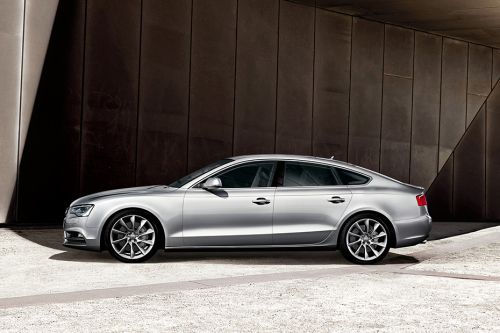 A5 (2013-2018) Side view