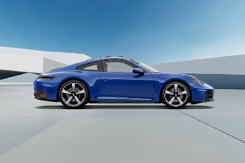 911 Medium Angle Front View