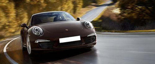 Porsche 911 Carrera 4 Front Medium View
