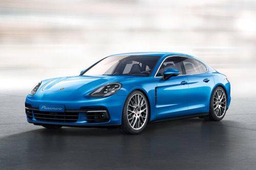 Kereta Porsche Panamera Turbo 2024 di Malaysia