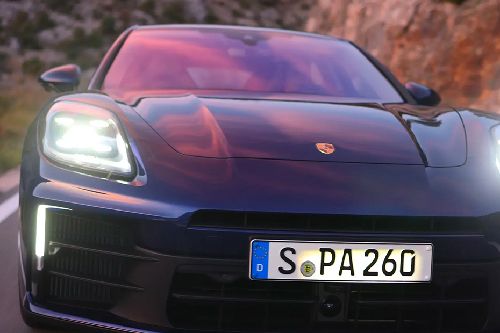 Panamera Grille View