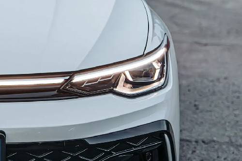 Golf R-Line Headlight