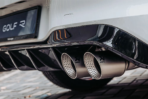 Exhaust Pipe of Volkswagen Golf R