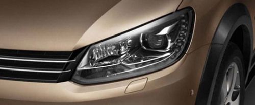 Cross Touran Headlight