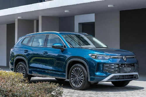 Volkswagen Tayron Front Medium View