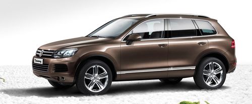 Volkswagen Touareg TDI Front Side View