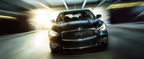 Full Front View of Q70 Hybrid