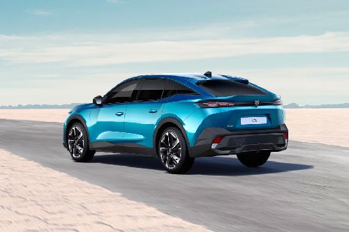 Rear Cross Side View of Peugeot 408