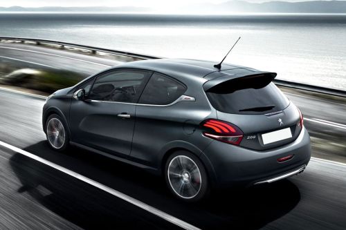 Rear Cross Side View of Peugeot 208