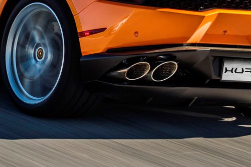 Exhaust Pipe of Lamborghini Huracan Spyder