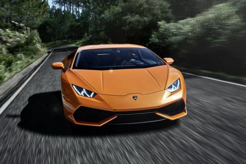 Huracan Spyder Medium Angle Front View