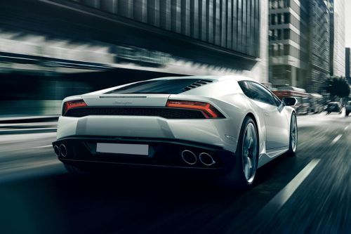 Huracan Spyder Rear angle view