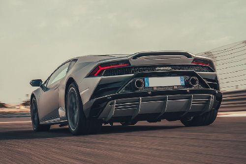 Rear Fog Lamp of Lamborghini Huracan Evo