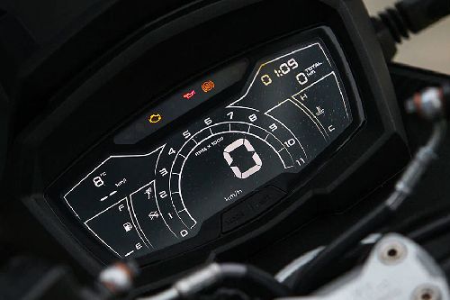 Aprilia SR GT 200 Speedometer
