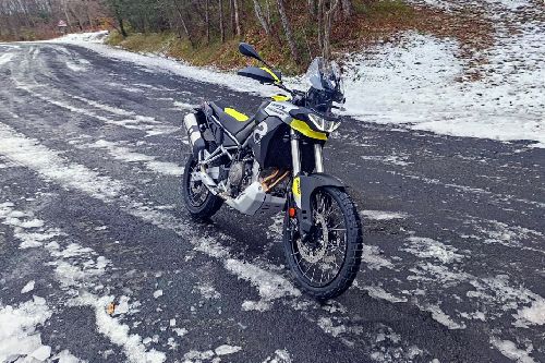 Aprilia Tuareg 660 Slant Rear View Full Image