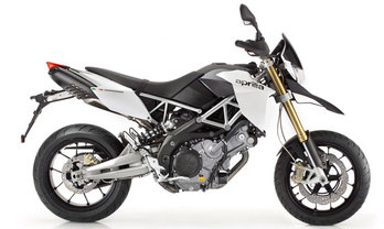 Aprilia Dorsoduro 1200 Right Side Viewfull Image