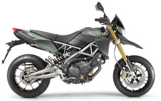 Aprilia Dorsoduro 750 Right Side Viewfull Image