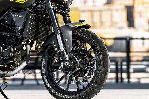 Benelli Leoncino 250 Front Tyre