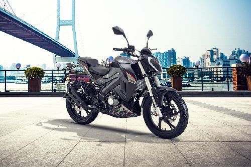 Motosikal Benelli 150S Standard 2024 di Malaysia