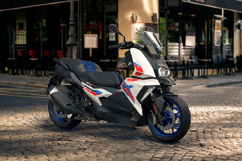 BMW C 400 X Slant Rear View Full Image