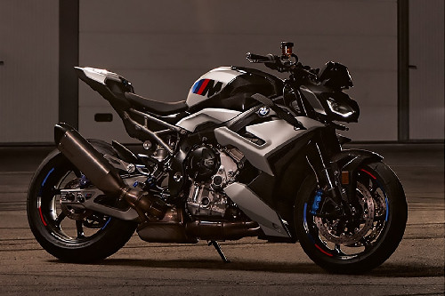 BMW M 1000 R Right Side Viewfull Image