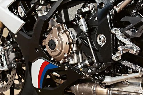 The all-new 2023 BMW S1000RR is out in the open | Zigwheels