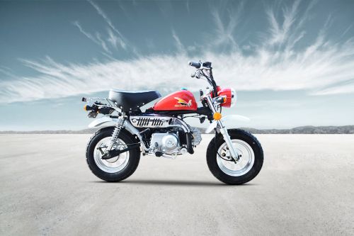 Daiichi Caro 70 AX Right Side Viewfull Image