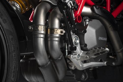 Ducati Hypermotard 950 Engine View