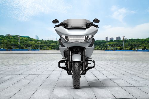 Harley-Davidson Road Glide Front View Full Image