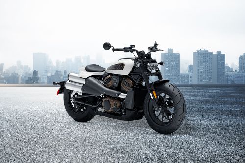 Harley-Davidson Sportster S Slant Rear View Full Image