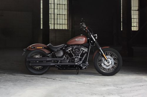 Harley-Davidson Street Bob Right Side Viewfull Image