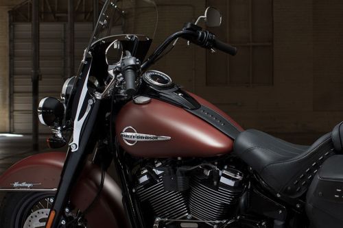 Harley-Davidson Heritage Classic Fuel Tank View