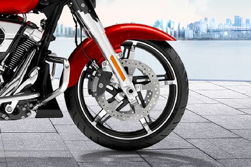 Harley-Davidson Street Glide Front Tyre View