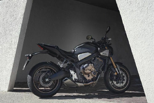 Honda CB650R Rear Viewfull Image