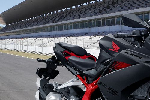 Honda released a tricolor livery for the CBR150R and CBR250RR