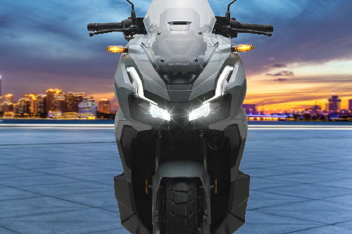 Honda ADV160 Head Light View
