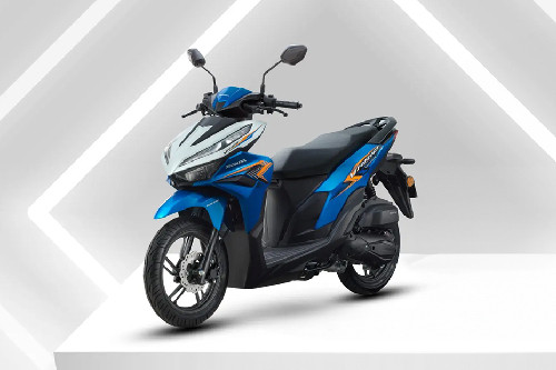 Honda Vario 125 Slant Front View Full Image