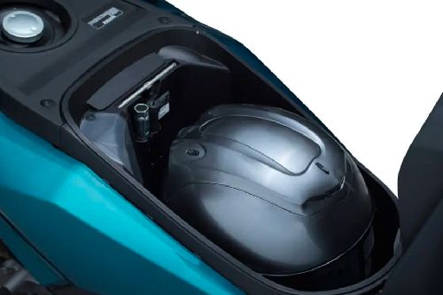 Honda Vario 160 Seat Storage Side View